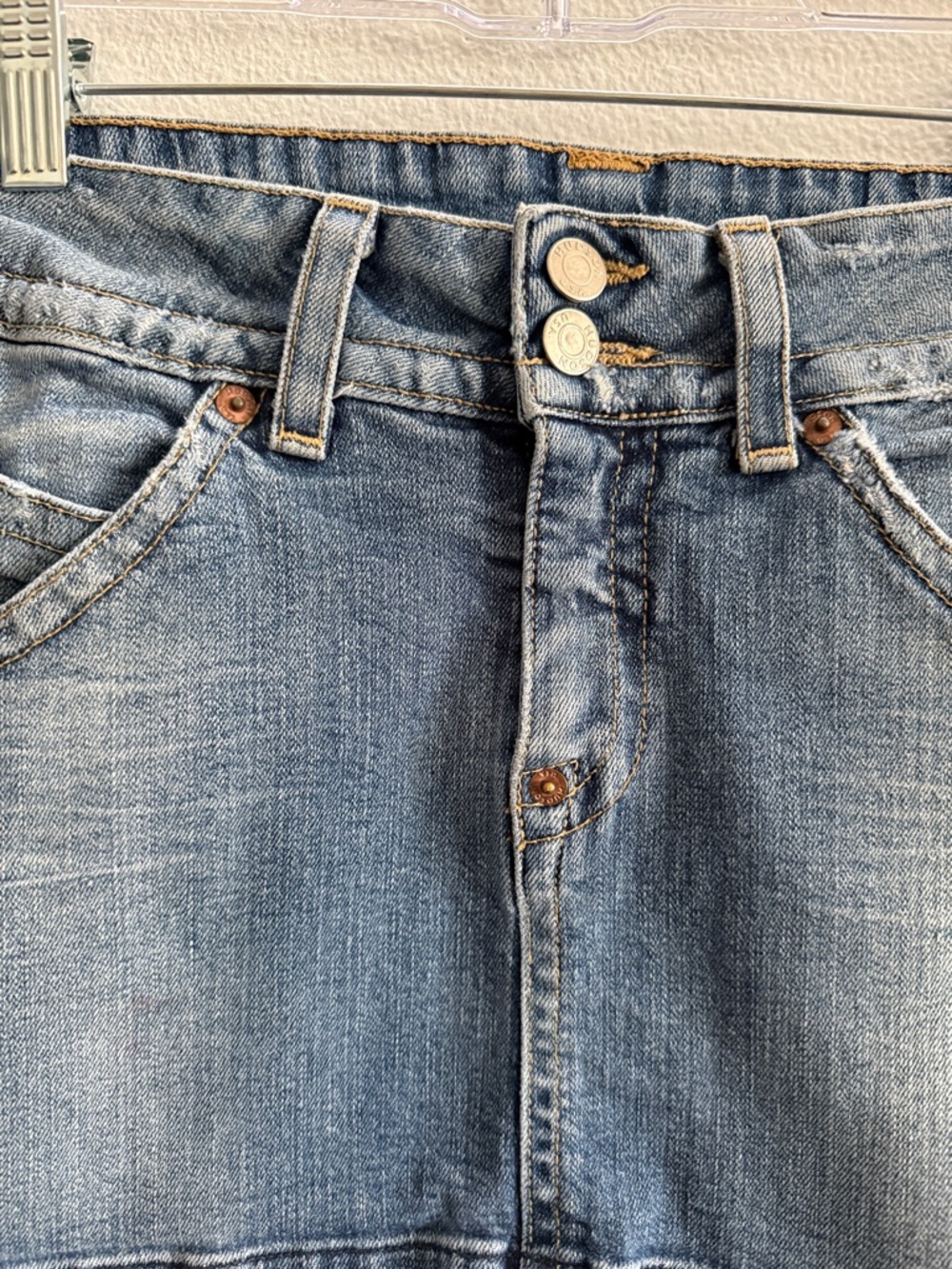 Hudson Jeans Denim Mini Skirt Size 28 Y2K Low Rise Distressed - Picture 7 of 8